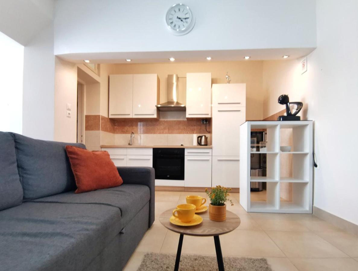 Honeycomb Apartment Split - Free Parking Zewnętrze zdjęcie