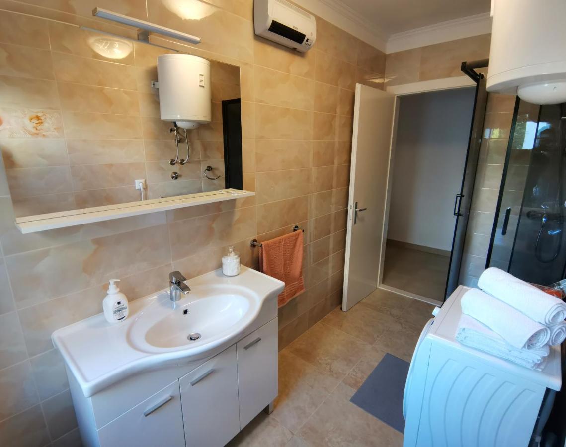 Honeycomb Apartment Split - Free Parking Zewnętrze zdjęcie